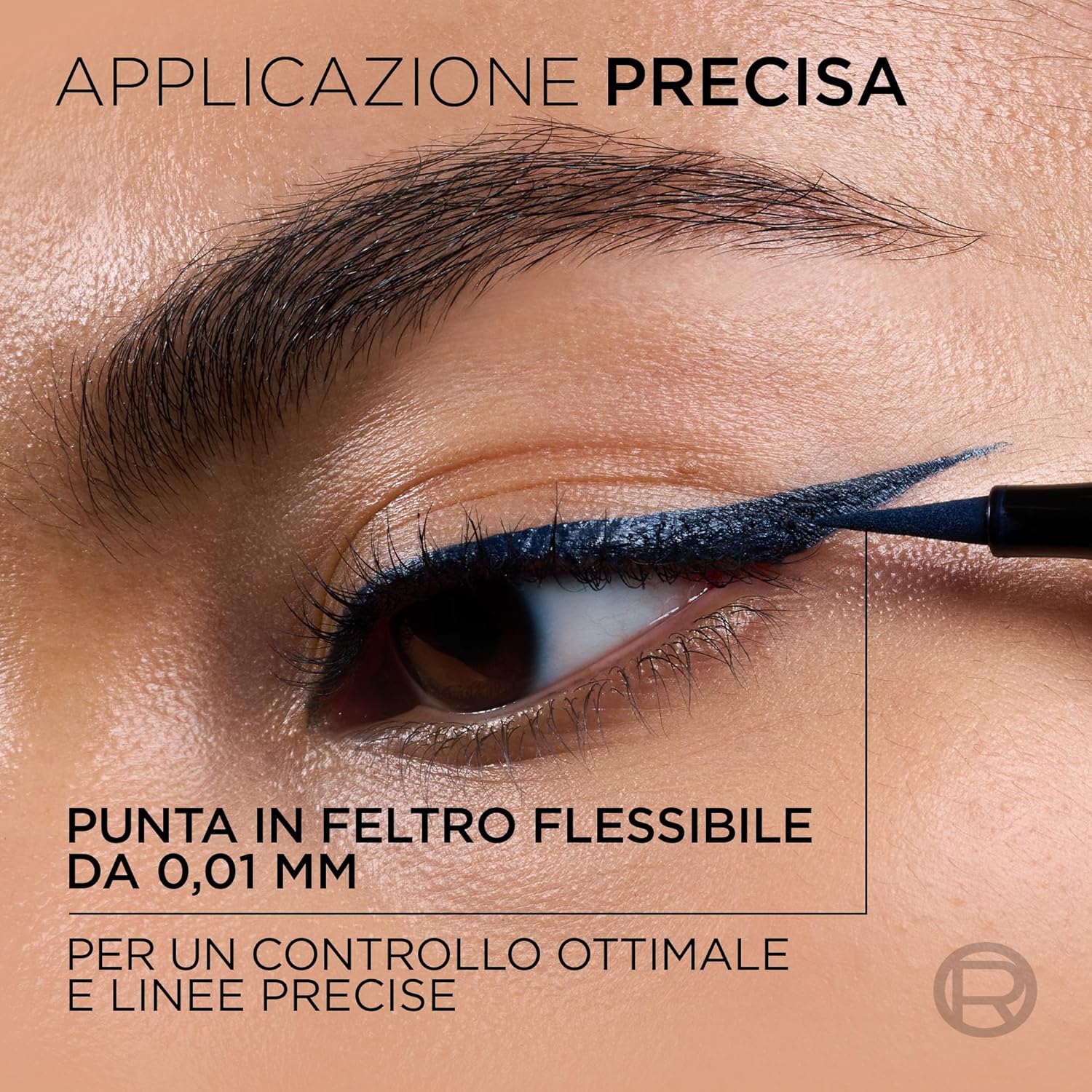 Detalle de L'Oréal Paris INF HAUTE PRECIS LINER BLUE: una matita eyeliner blu intenso per look puliti e definiti