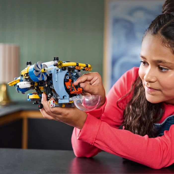 Detalle de LEGO Technic Tiefseeforscher U-Boot 42201 – Tiefsee-Abenteuer im Detail