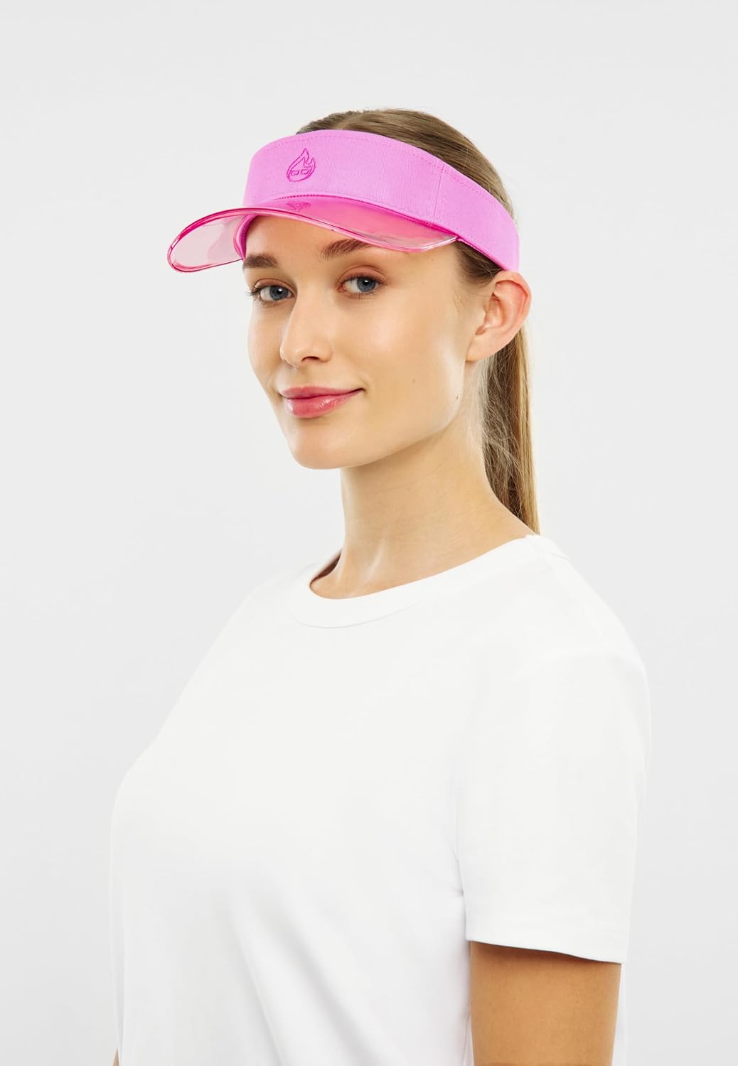 Detalle de Johnny Urban Joy visiera con protezione UV