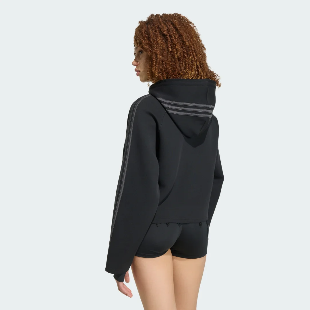 Detalle 2 de CHAQUETA CORTA CON CAPUCHA SST 2.0 de Adidas — análisis y valoración de compra