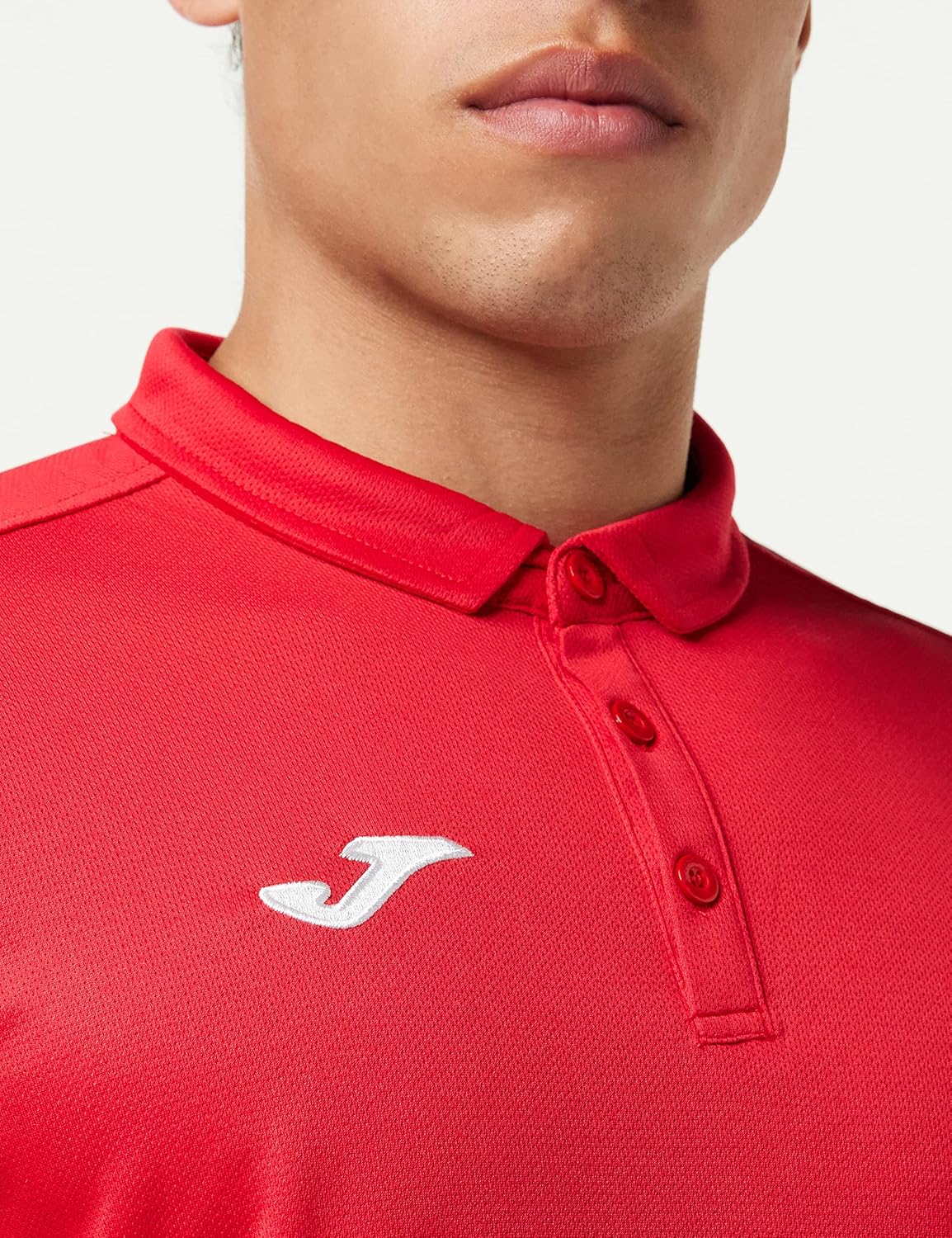 Detalle de Joma Hobby Polo para Hombre Roja (600) - Versatilidad y Transpirabilidad en un Polo Clásico