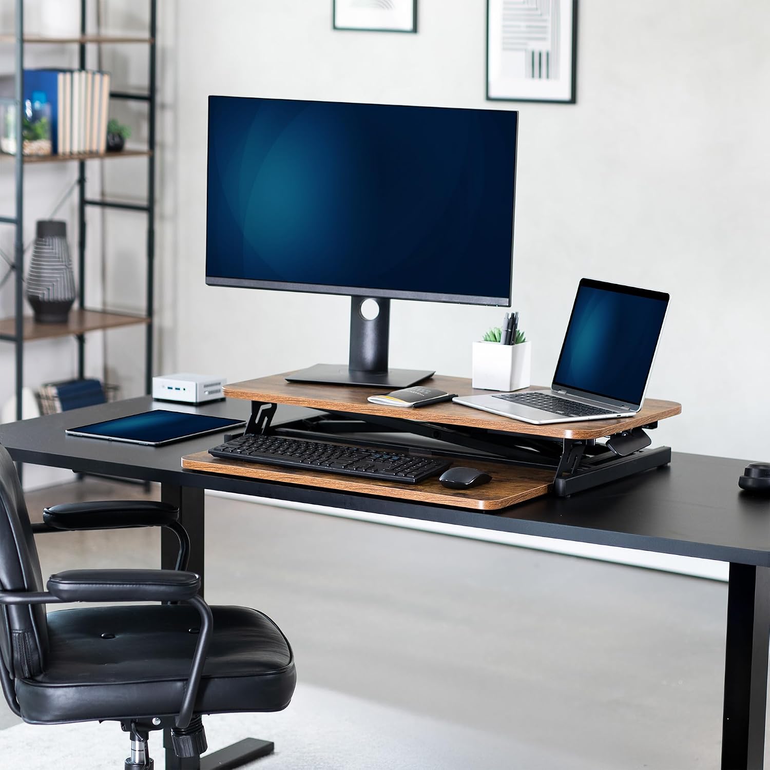 Detalle 2 de VIVO DESK-V000SN 32-Inch Standing Desk Riser, Vintage Brown Top