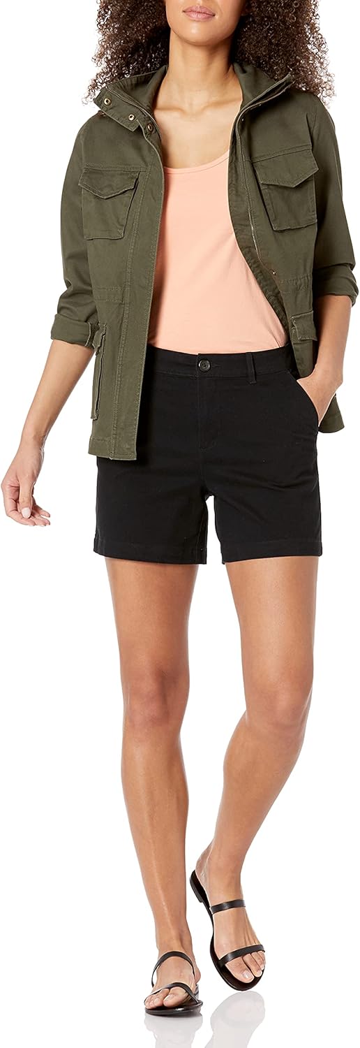 Thumbnail 3 de Amazon Essentials Damen Khakifarbene Slim-Fit-Shorts mit mittlerer Leibhöhe – 13 cm Beininnenlänge
