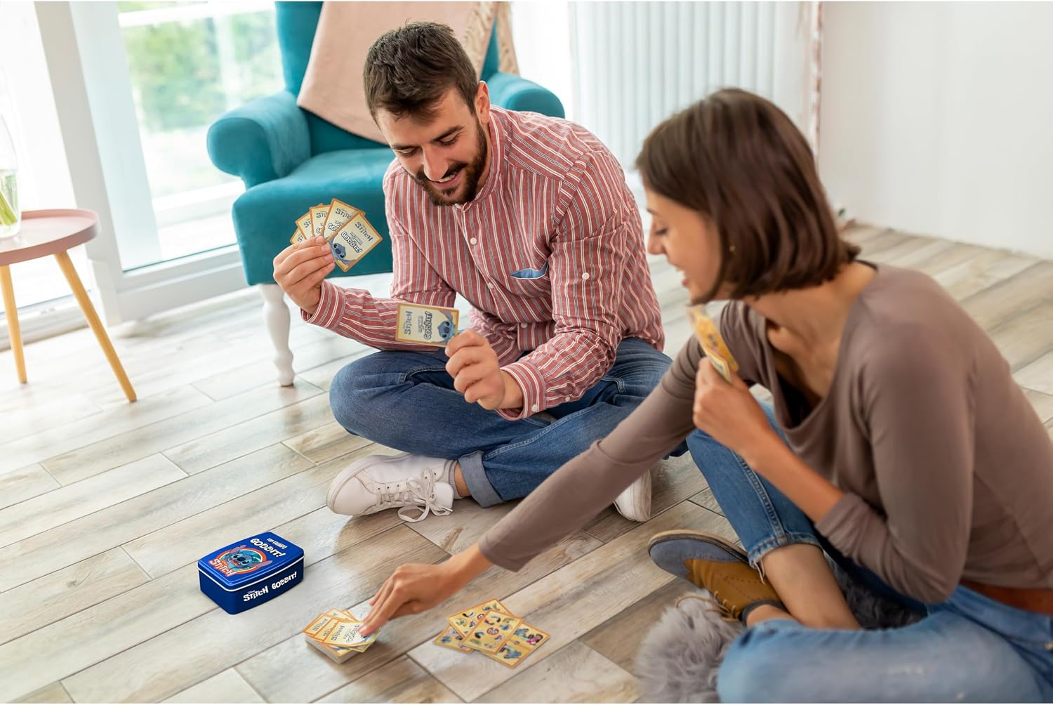 Detalle 2 de Top Trumps Disney Stitch Goddit! – Gioco di carte per famiglie, da 1 a 6 giocatori