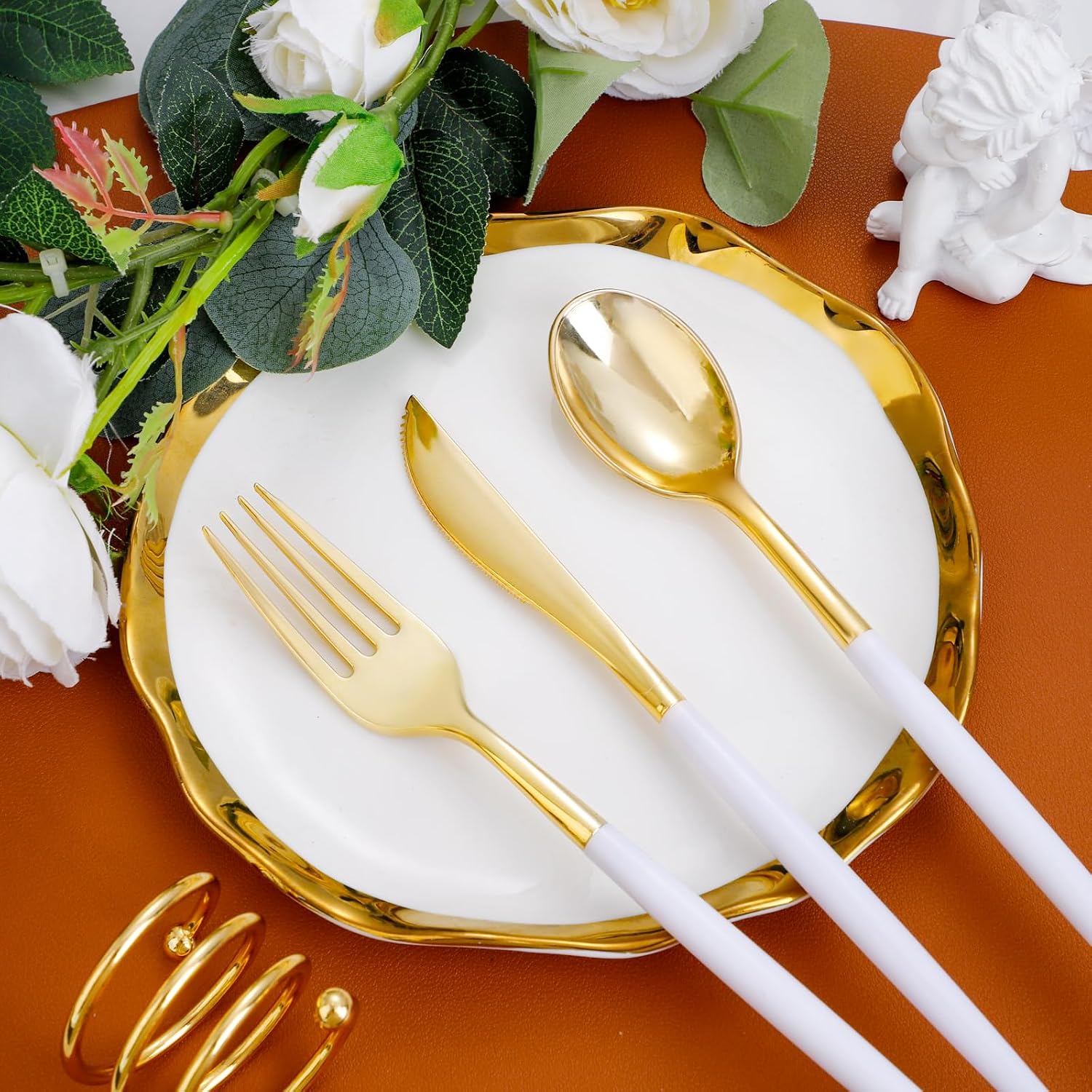 Thumbnail 6 de I00000 300 Pcs Gold Plastic Silverware Set – Premium White & Gold Disposable Cutlery (100 forks, 100 knives, 100 spoons)