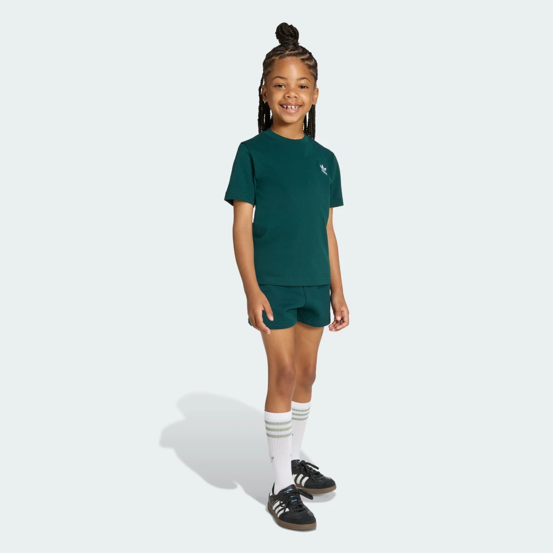 Thumbnail 2 de Adidas Conjunto camiseta y pantalón corto Verde