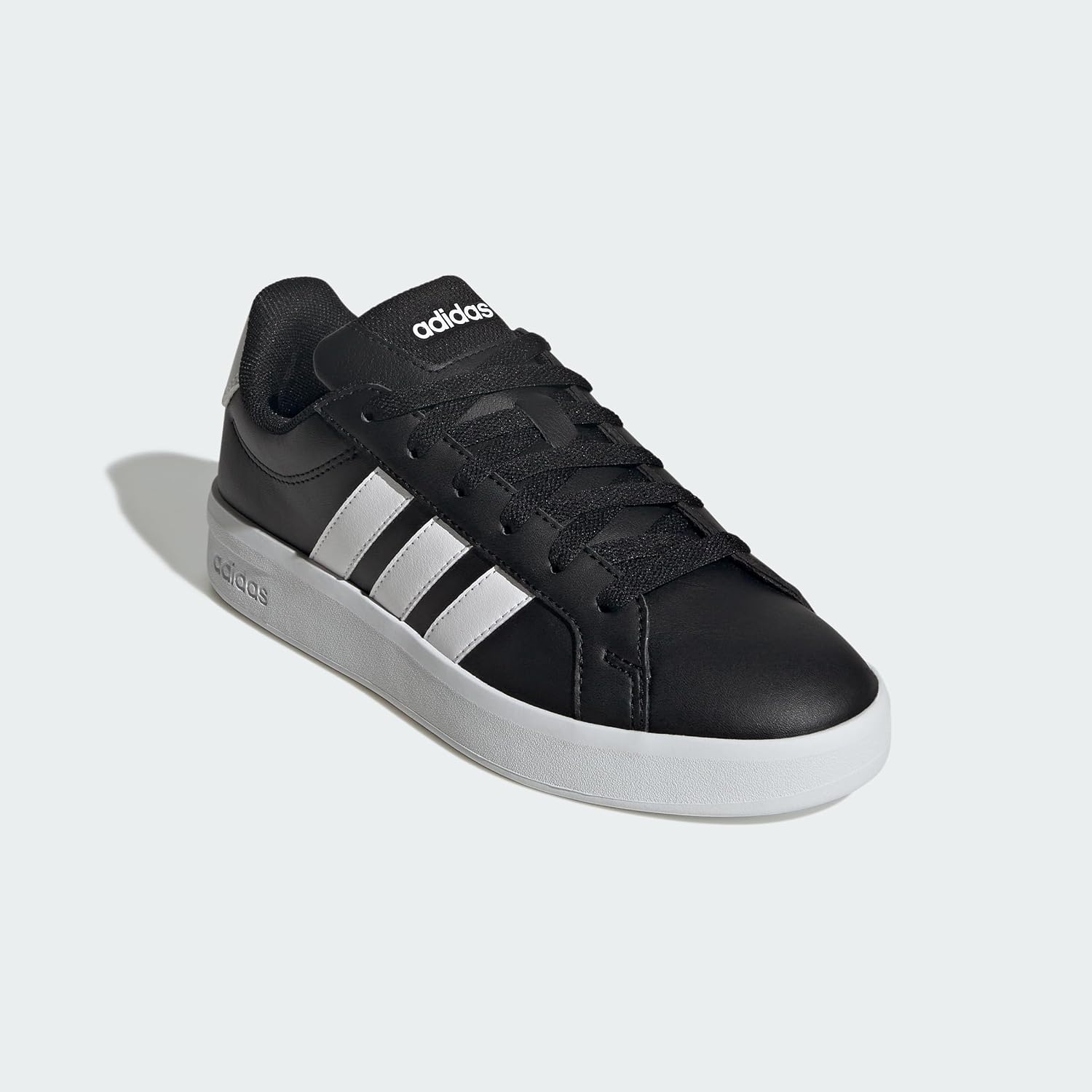 Detalle 1 de adidas Grand Court 3.0 Junior: scarpe nere e bianche per ragazzi