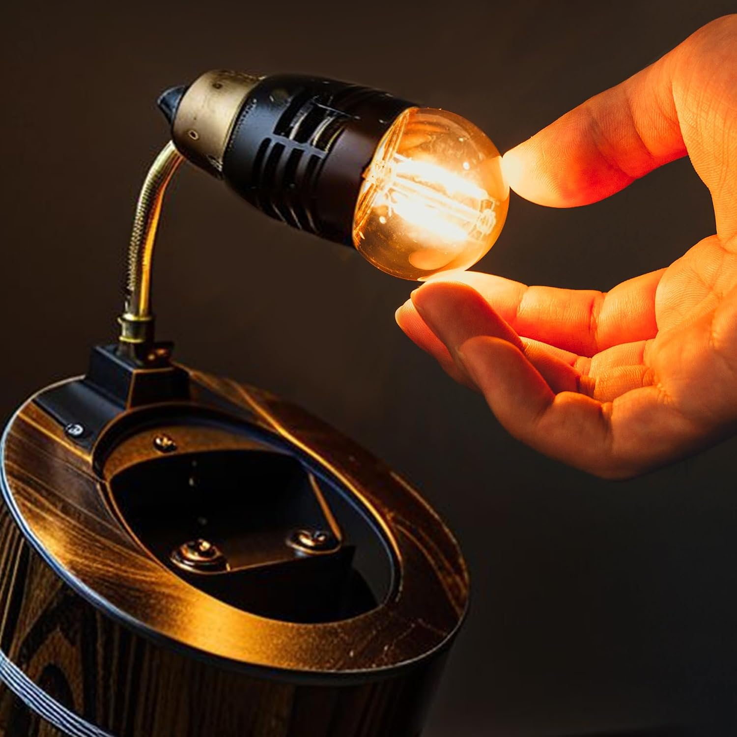 Detalle de Hcnew G40 LED-lamp E27, amber glas, 1 W en extra warm 2200 K