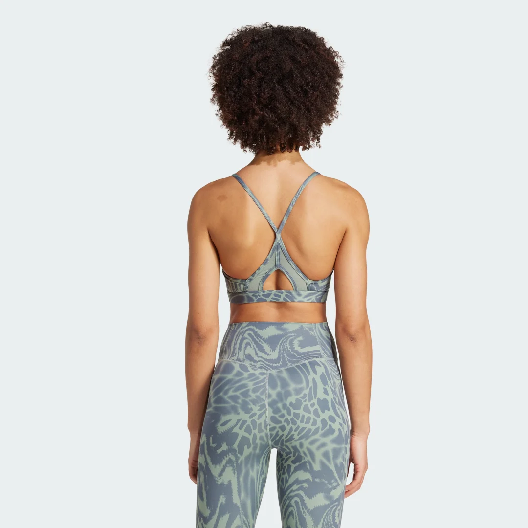 Detalle 2 de Sujetador Aeroreact Training Light Support 3 bandas