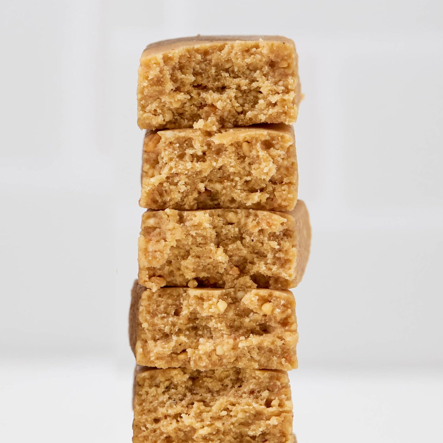 Detalle de Perfect Bar Mini Peanut Butter Protein Bars, 6g Protein, 120 Calories, 24 Count