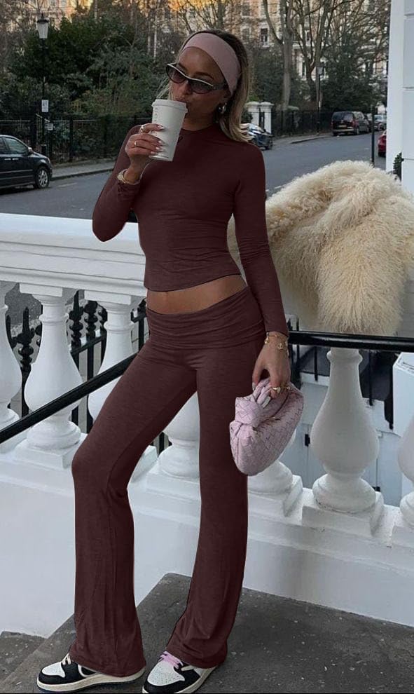 Detalle 2 de AYWA Women's Two-Piece Lounge Set with Foldover Flare Pants and Long-Sleeve Top