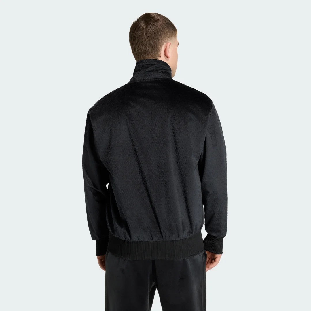 Detalle de Chaqueta deportiva FC Bayern de Adidas – Negro