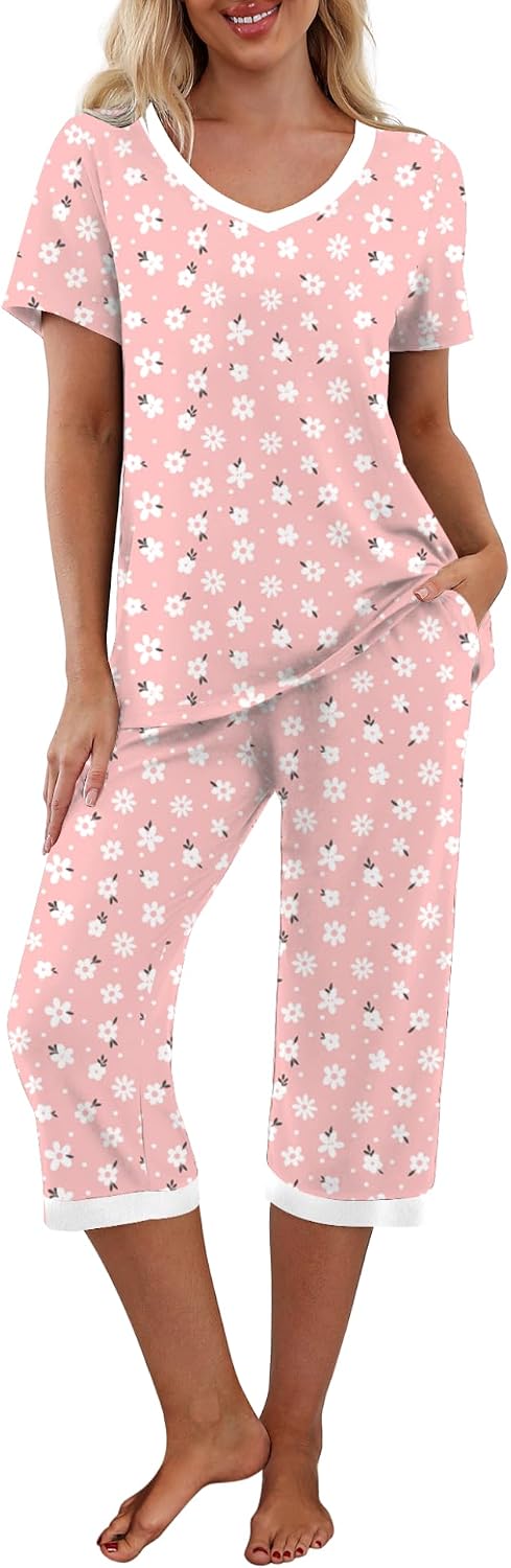 Detalle de PrinStory women’s short sleeve pyjamas set with capri bottoms and pockets (rayon blend)