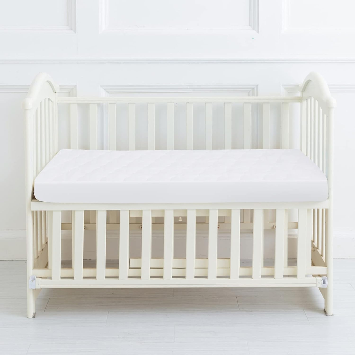Thumbnail 1 de Cot Mattress Protector Quilted Waterproof Pad Cover 60 x 120cm