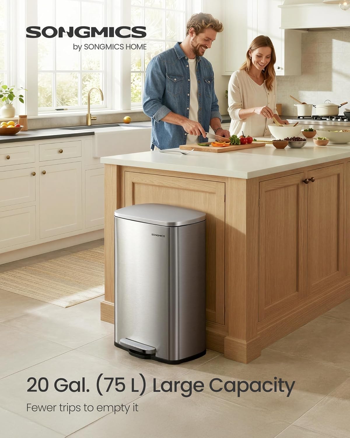 Detalle 2 de SONGMICS ULTB075EZ01 20-Gallon Stainless Steel Step-On Trash Can