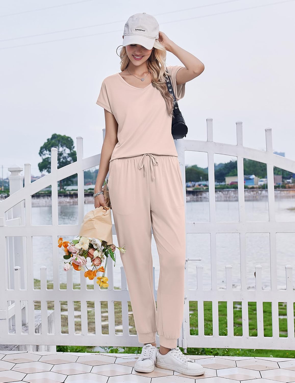 Thumbnail 3 de Ekouaer Women's 2-Piece Pajama Set with V-Neck Top and Jogger Pants