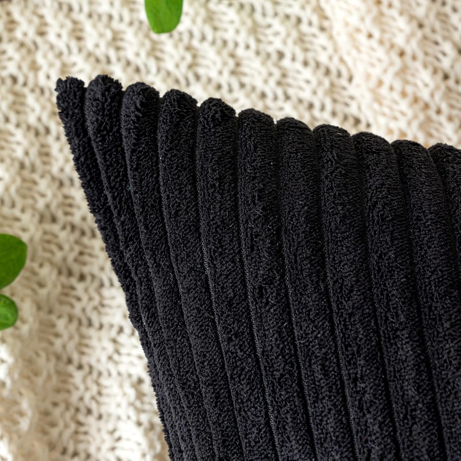 Detalle 2 de EMEMA Kissenbezug 45x45 cm Kordsamt 2er Set 🪡