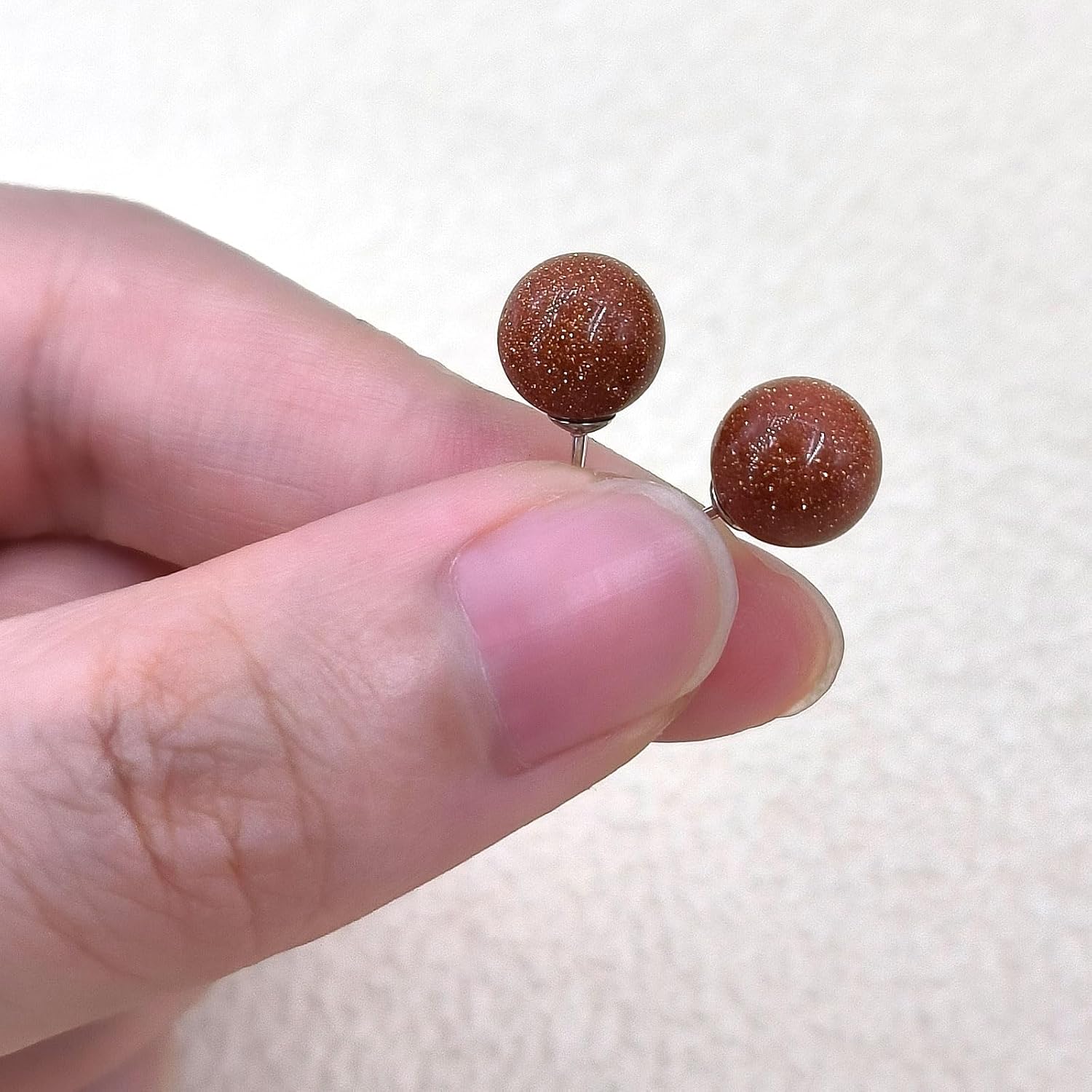 Thumbnail 3 de 8-mm Goldfluss Ohrstecker (Runde Kugel) aus 925er Sterling-Silber – hypoallergen, mit Schmetterlingsverschluss