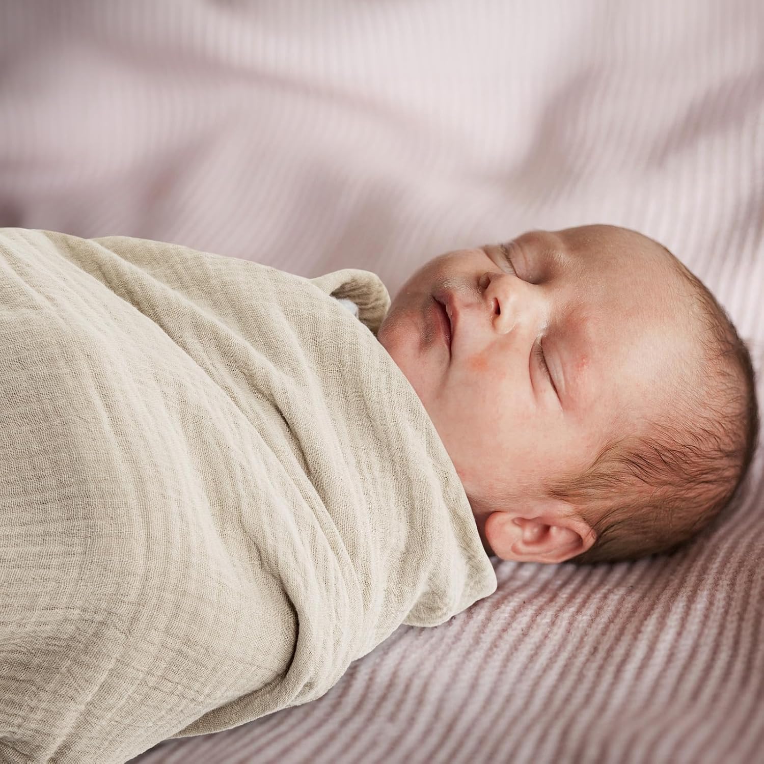 Thumbnail 6 de Soarwg Kids Muslin Swaddle Blanket (Pack of 3) – Large 95 x 100 cm, Blue