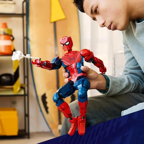 Detalle de LEGO Marvel Spider-Man 76346: Action Figure da Collezione con Minifigure e Accessori per Decorazione e Gioco