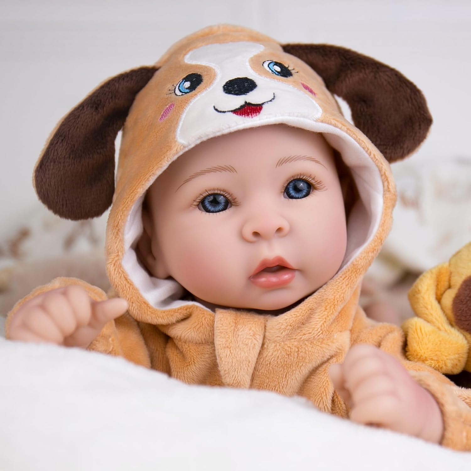 Thumbnail 1 de Aori Baby Dolls Realistic 17-inch Lifelike Baby Doll Set with Feeding Kit (Realistic Baby Doll for Kids 3+)