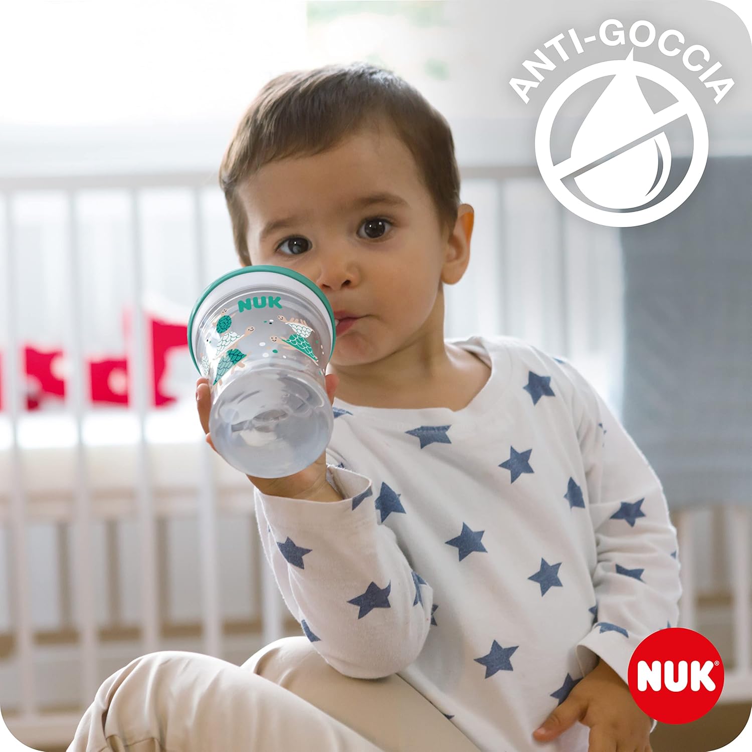 Detalle 2 de NUK Action Cup bicchiere con cannuccia 230ml