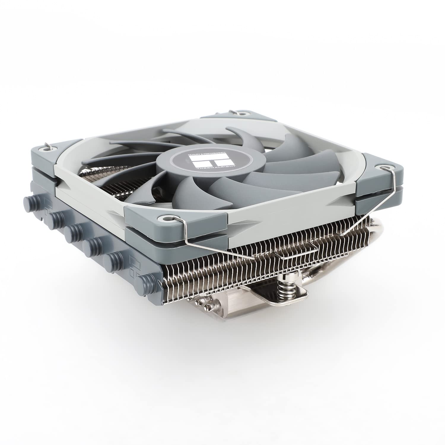 Detalle de Thermalright TR AXP120-X67 Low-Profile CPU-Luftkühler – kompakte Kühlung für AM4/AM5 und LGA 1700/115X/1200