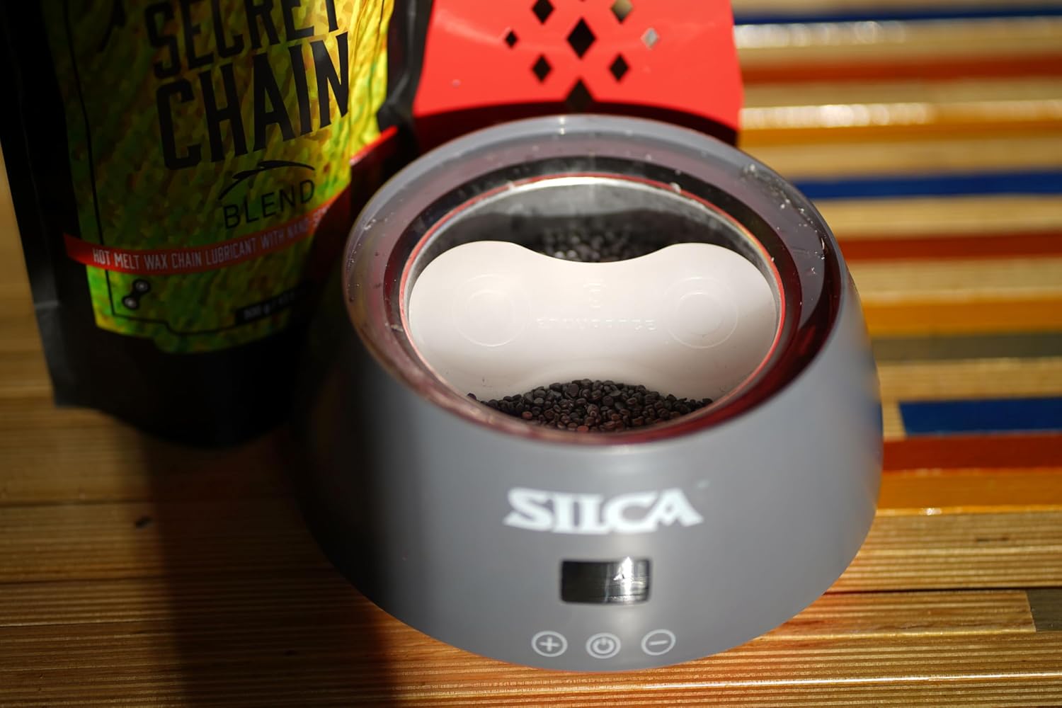 Thumbnail 3 de SILCA エンデュランスチップ｜ホットメルトワックス用添加剤、耐久性・汚れへの耐性を向上