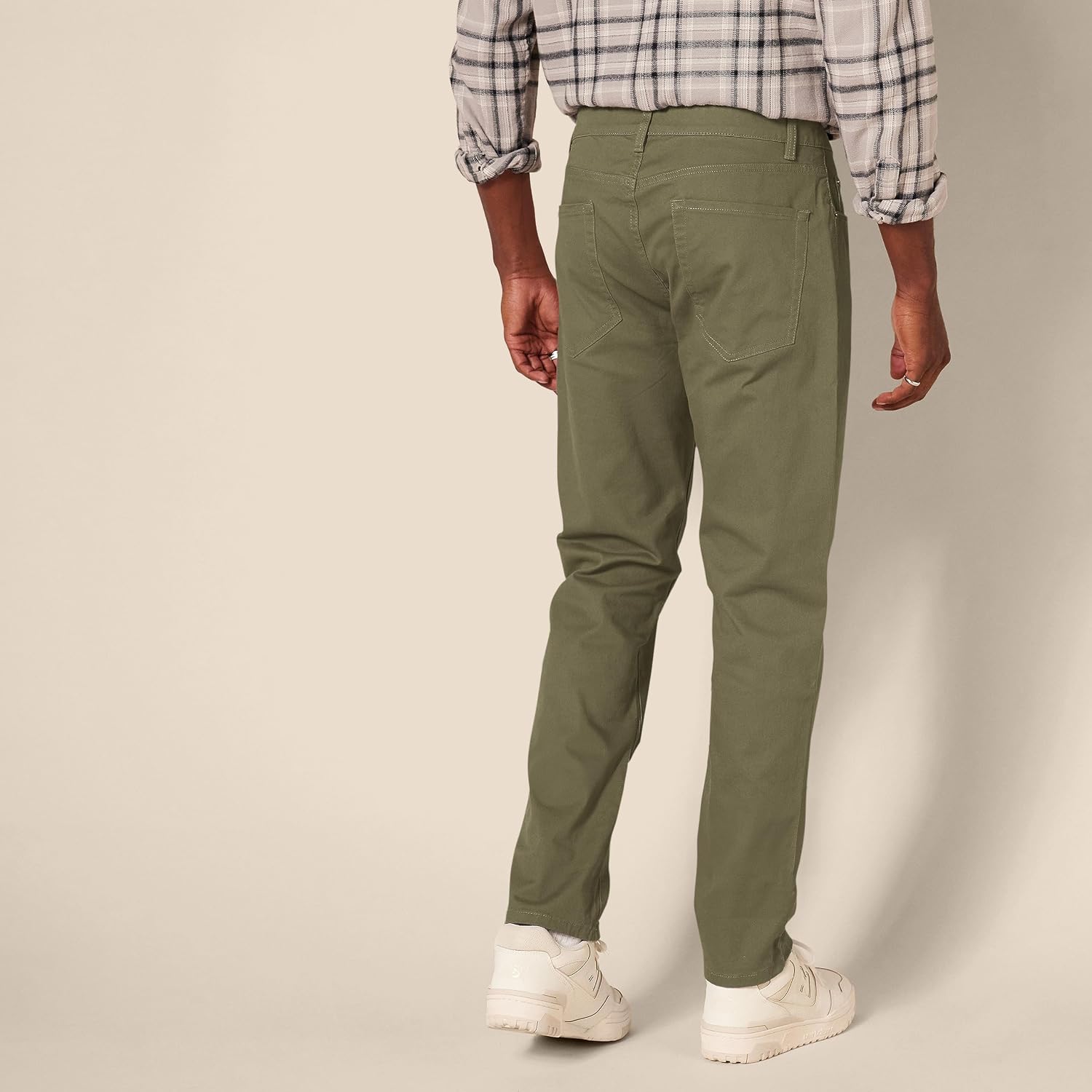 Detalle de Amazon Essentials Men's 5-Pocket Stretch Twill Pants