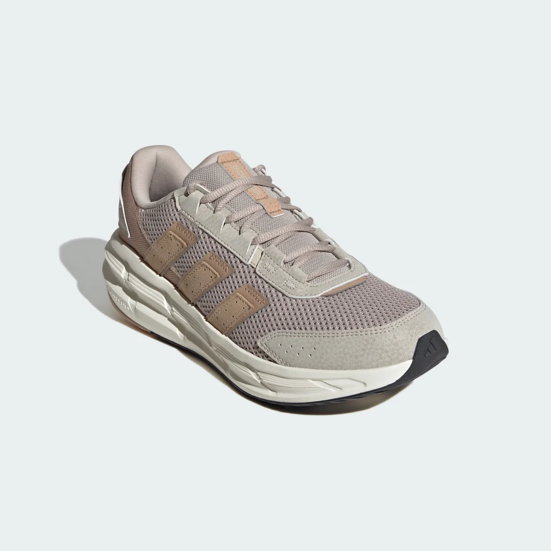Detalle 2 de Zapatilla Astrastar de Adidas (beige) – guía de compra