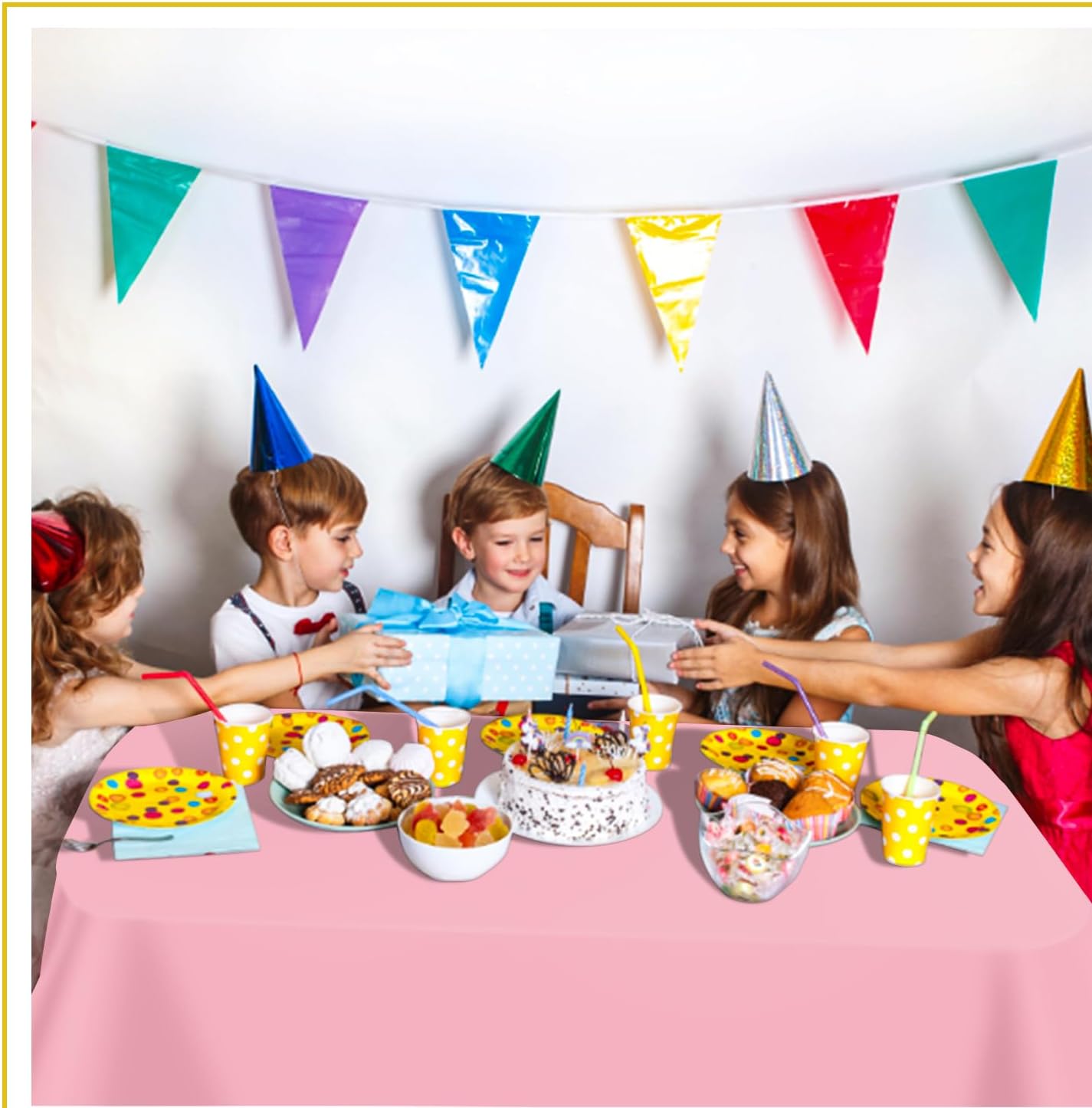 Thumbnail 5 de Tujol Pink 6 Pack Plastic Table Cloth 54" x 108