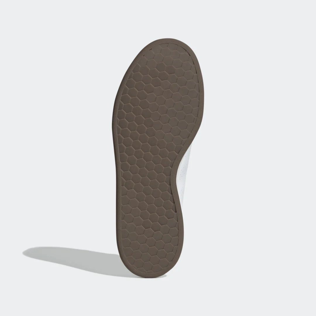 Detalle de Zapatilla Advancourt de Adidas – blanco