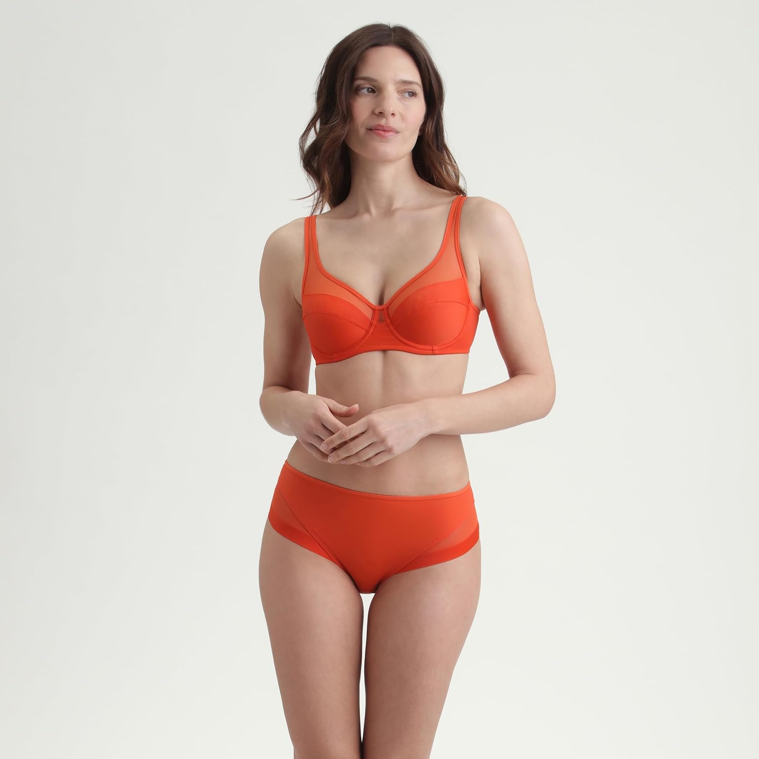 Detalle de Dim Culotte Femme Generous Classique x1 – Confort et élégance en microfibre