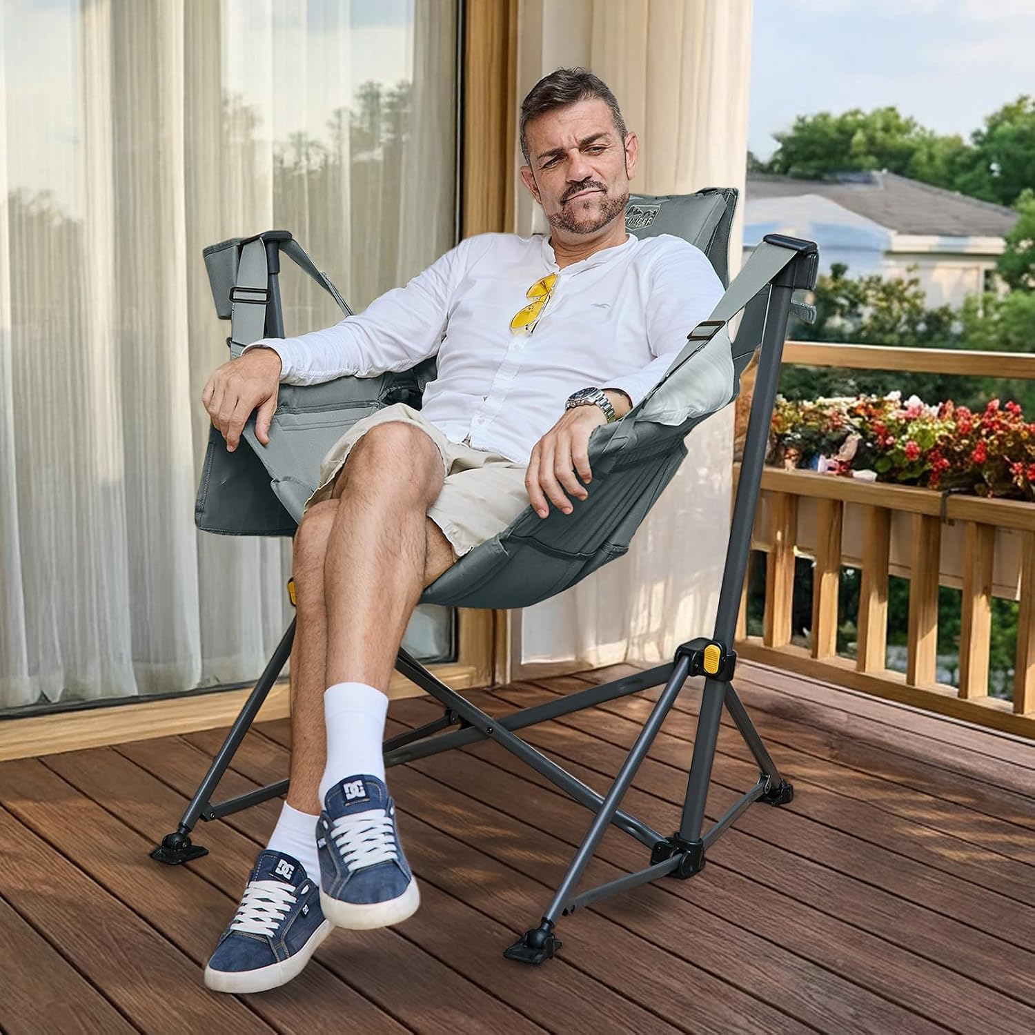 Detalle de Timber Ridge Hammock Camping Chair, 31.5-Inch Seat