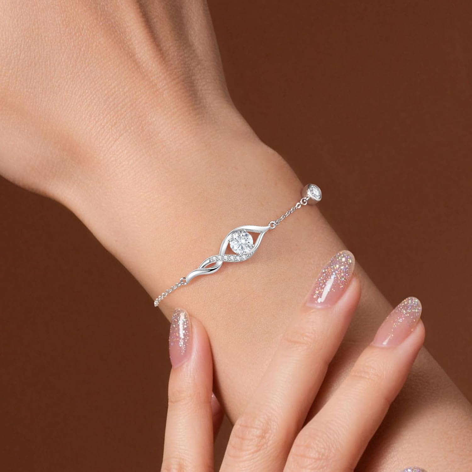 Thumbnail 3 de Louisa Secret Bracciale Donna con Moissanite Cuore Infinito – Oro 18K e confezione regalo
