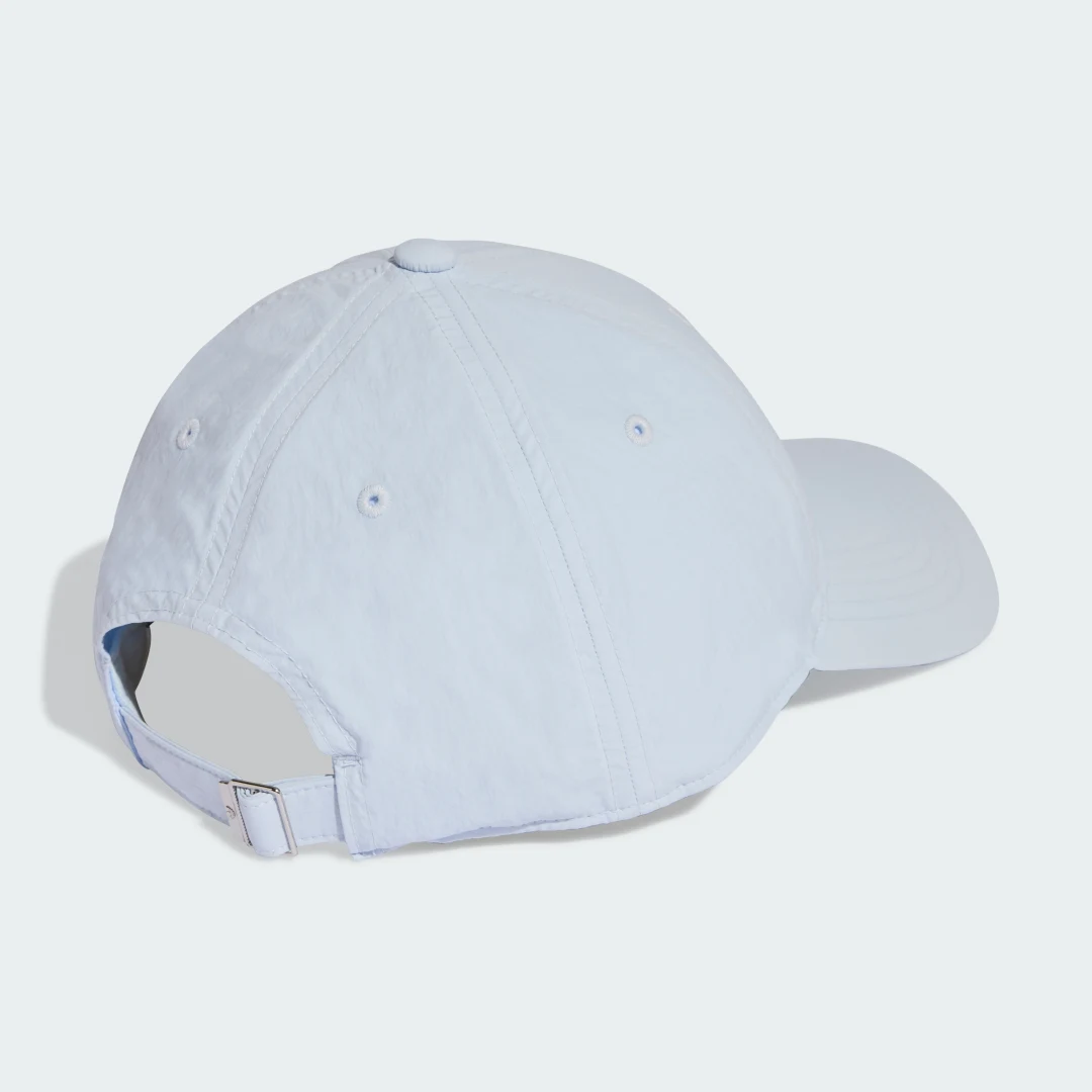 Detalle de Gorra suave Everyday Icons de Adidas – color Azul