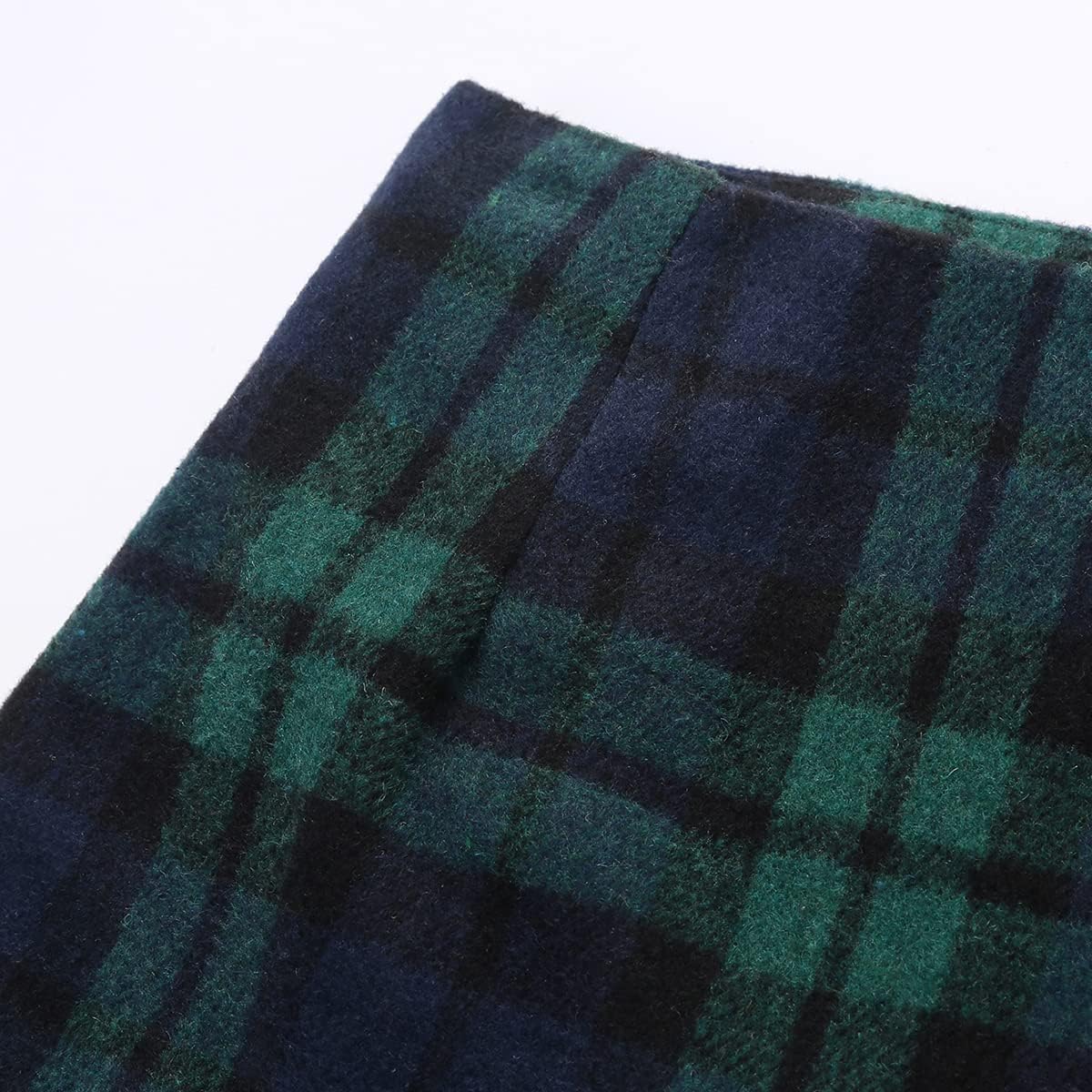 Detalle 2 de IDEALSANXUN Plaid Mini Skirt in Woolen Fabric