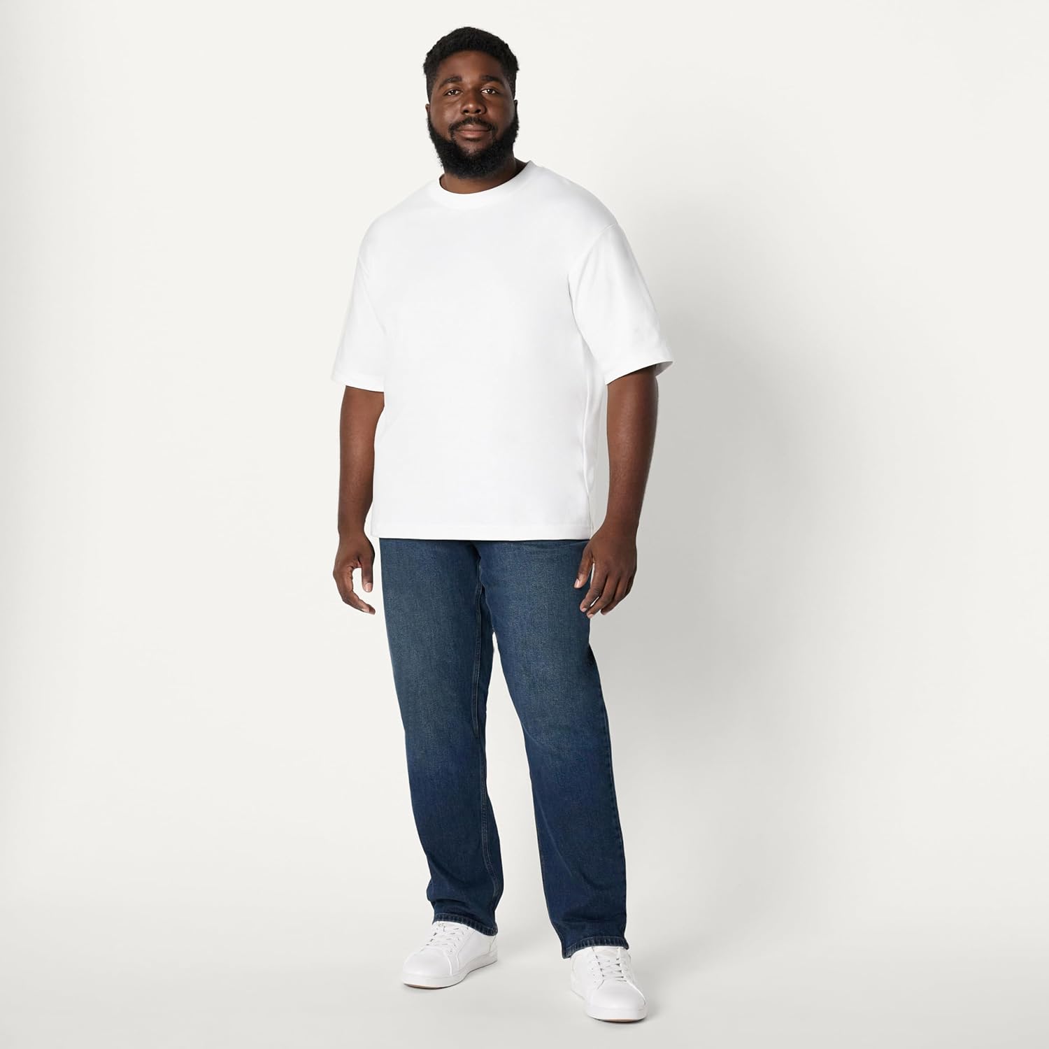 Thumbnail 6 de Amazon Essentials Herren sportlich geschnittene Jeans mit geringem Stretchanteil – Robust, souverän sitzend