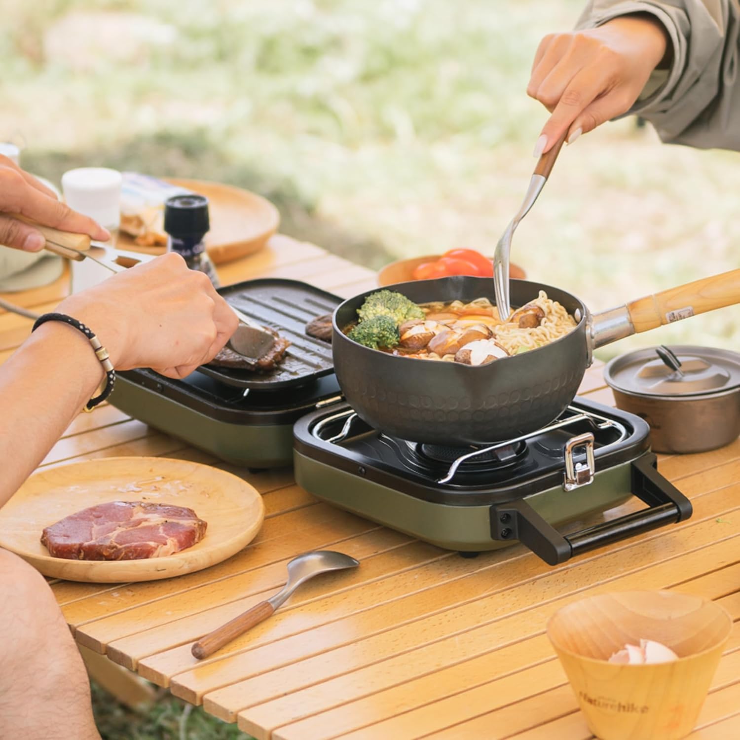 Thumbnail 5 de Naturehike 2 Burner Folding Camping Stove with Griddle (Isobutane) – Portable Outdoor Kitchen