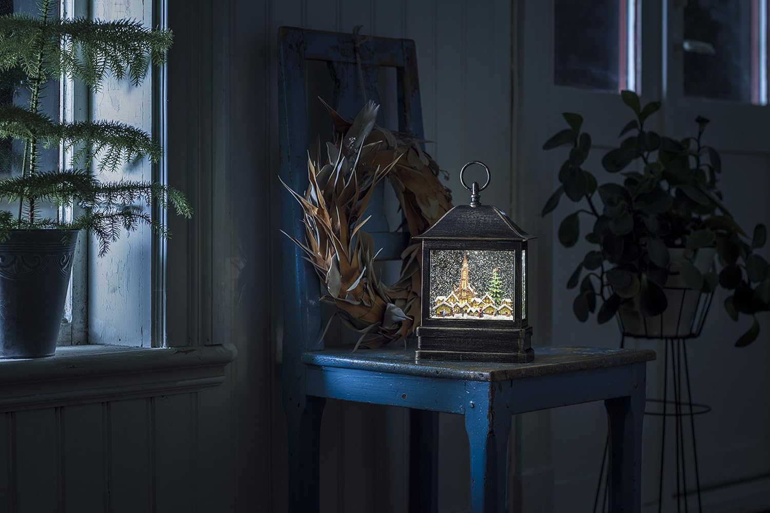 Thumbnail 1 de Konstsmide LED-Schneelaterne mit Kirche und Weihnachtsmarkt (Art.-Nr. 4350-000) – wassergefüllt, 5-Stunden-Timer