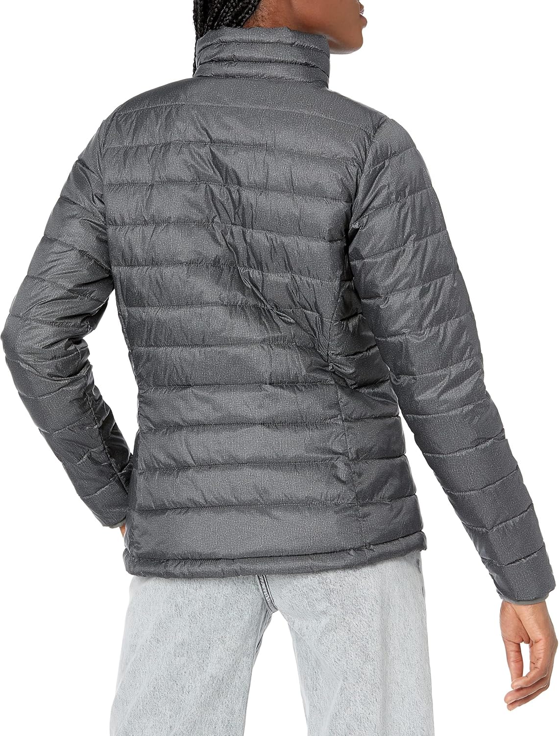 Detalle de Amazon Essentials Women's Lightweight Water-Resistant Packable Puffer Jacket (Plus Size)
