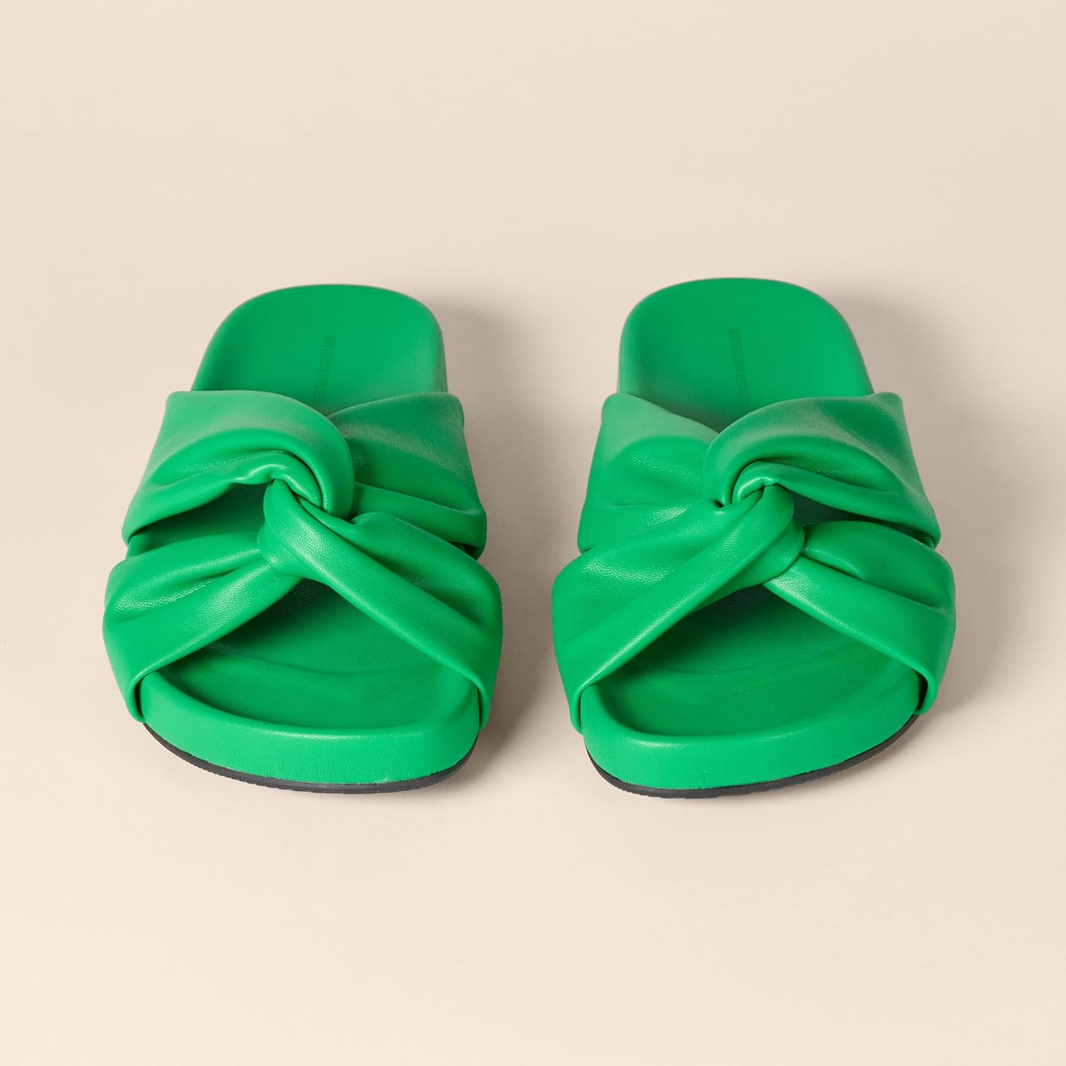 Thumbnail 4 de Amazon Essentials Women’s Twist Slide Sandals