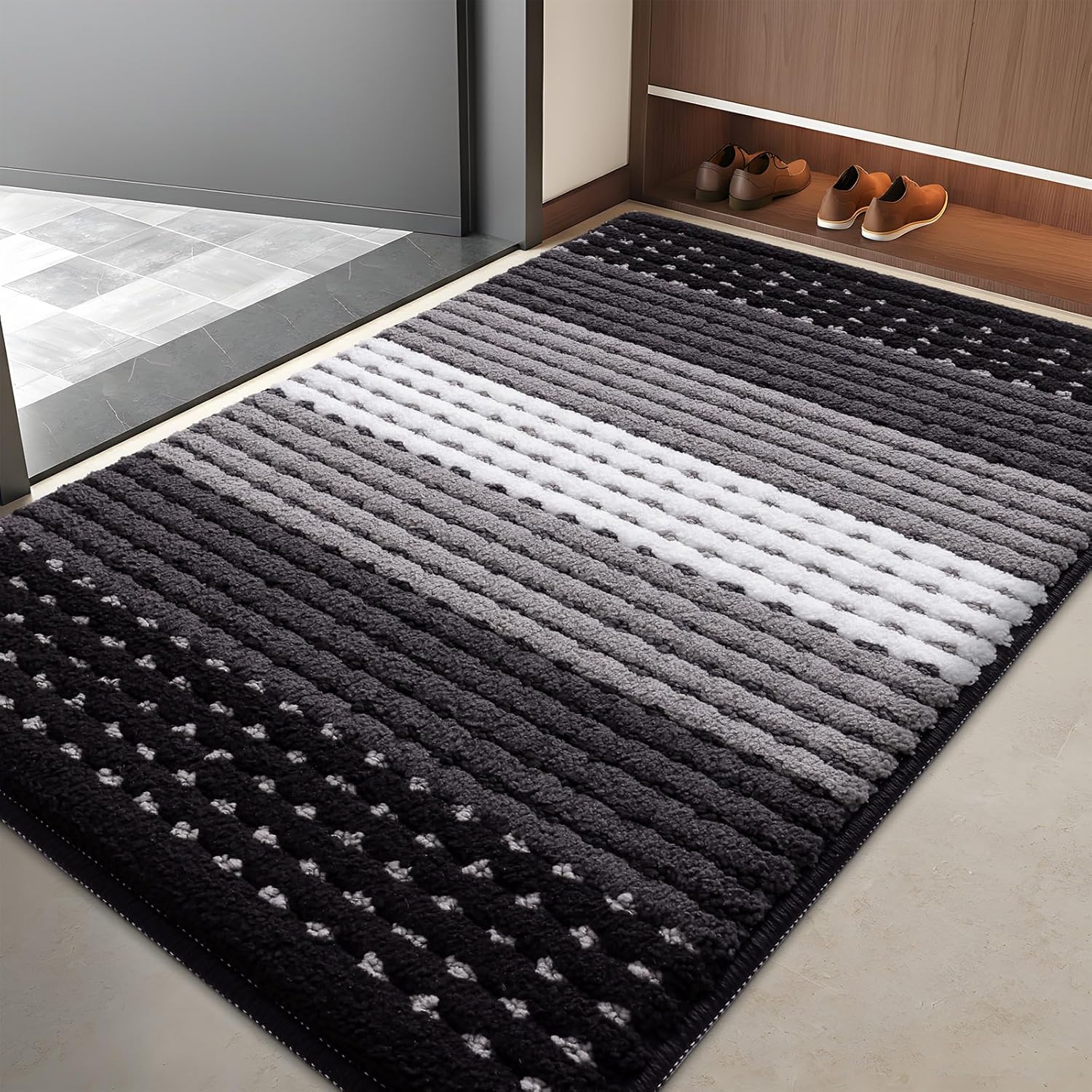 Thumbnail 6 de Kitinjoy Indoor Outdoor Door Mat (32x20) Low-Profile, Non-Slip, Washable Dirt Trapper — Grey