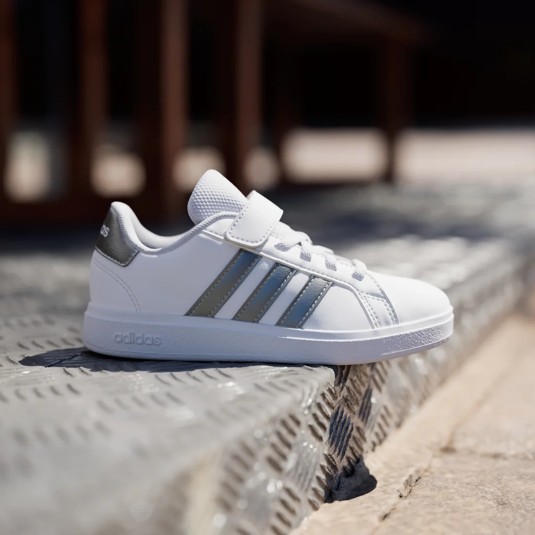 Detalle 2 de Adidas Grand Court 2.0 Niños blanco