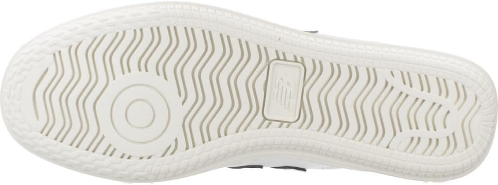 Detalle de New Balance 500 Sneaker Uomo: stile senza tempo e comfort versatile