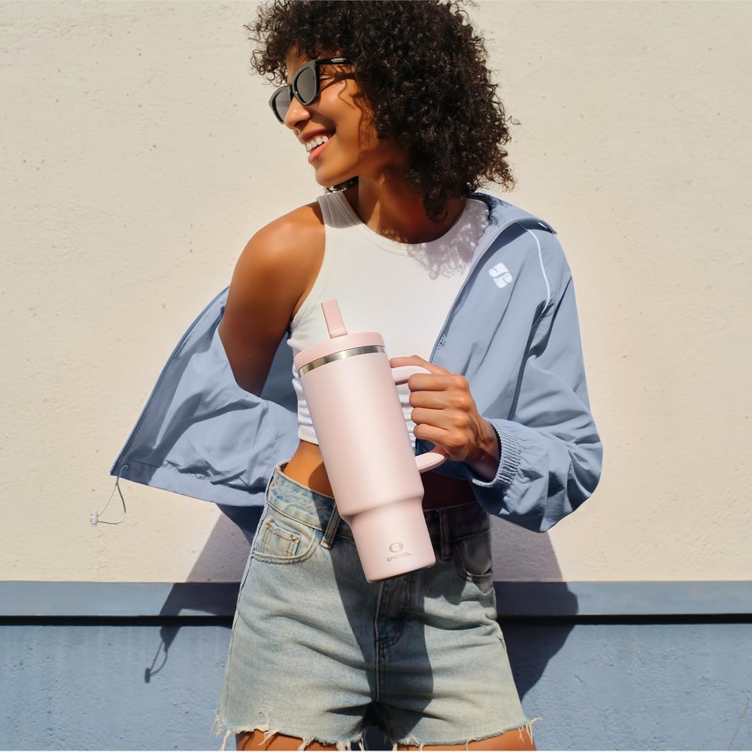 Detalle 2 de 40 oz Insulated Tumbler with Handle 🥤