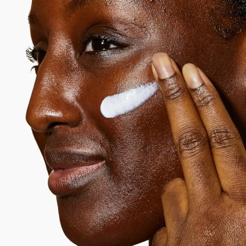 Detalle 2 de CeraVe AM Facial Moisturising Lotion SPF30 for Normal to Dry Skin (52ml)