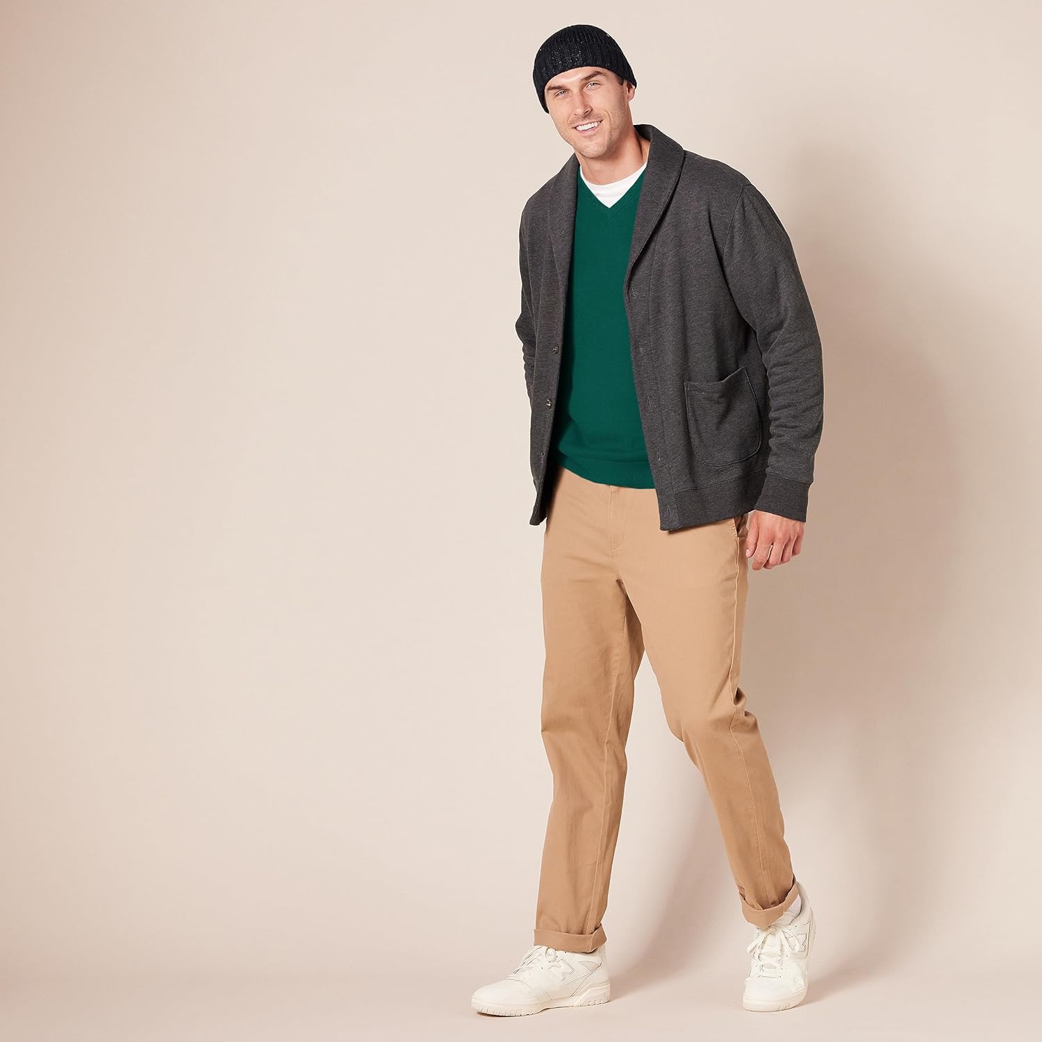 Thumbnail 6 de Amazon Essentials Men’s V-Neck Pullover Jumper (Big & Tall) – 100% Cotton everyday knit