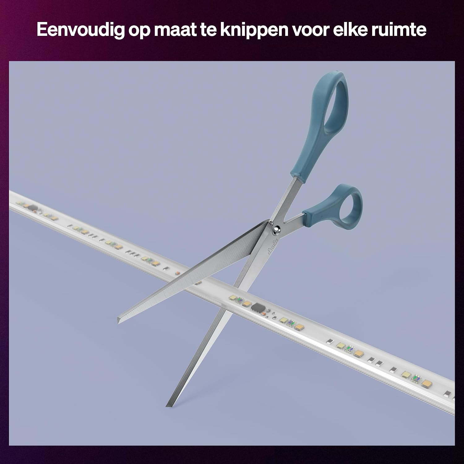Detalle 2 de Philips Hue Essential 929004295001 RGBIC-ledstrip van 10 m voor binnen