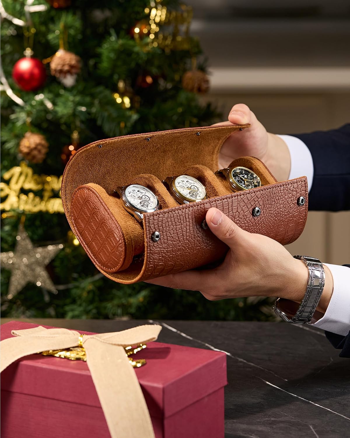 Detalle 2 de RUDDYROC Watch Travel Case, Croc-Embossed Leather